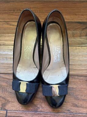 Salvatore Ferragamo Black Patent Leather Bow Pumps with Silver Plate